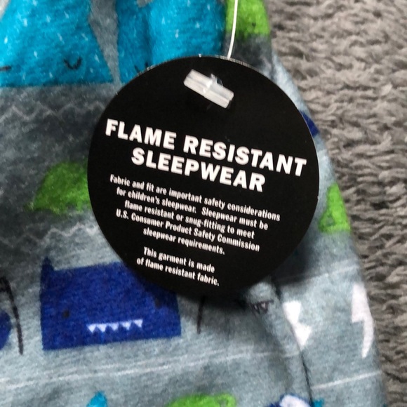 NEW 18 month PJ Set 💙 - Picture 4 of 4